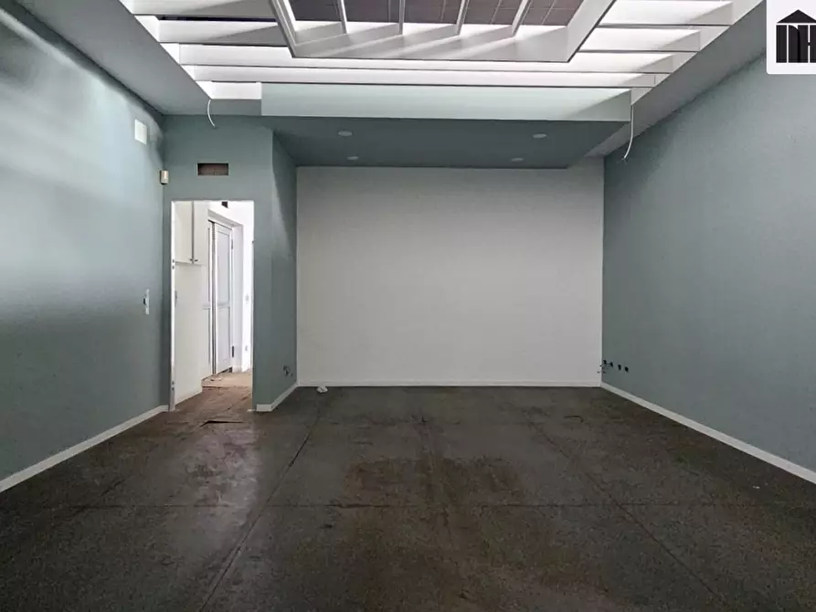 Immagine 6 di Capannone industriale in vendita  a Santa Croce Sull'arno