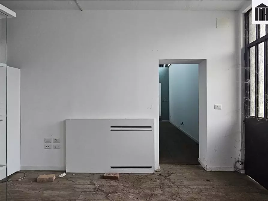 Immagine 9 di Capannone industriale in vendita  a Santa Croce Sull'arno