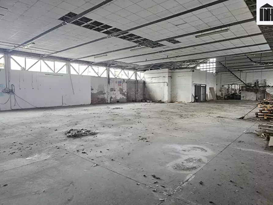 Immagine 14 di Capannone industriale in vendita  a Santa Croce Sull'arno