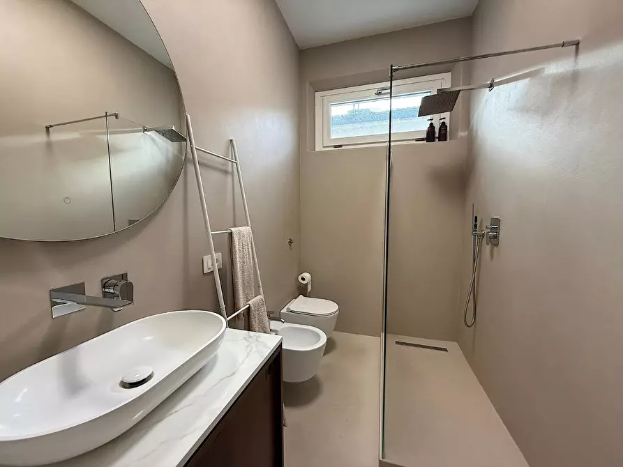 Immagine 17 di Appartamento in vendita  a Empoli