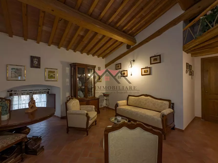 Immagine 4 di Appartamento in vendita  a Pomarance