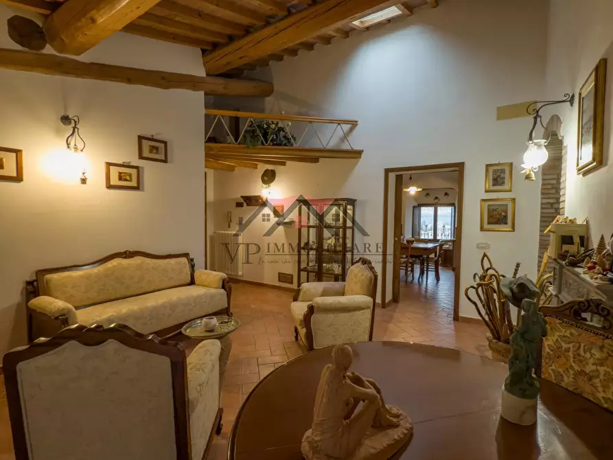 Immagine 1 di Appartamento in vendita  a Pomarance