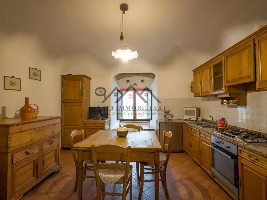 Immagine 12 di Appartamento in vendita  a Pomarance