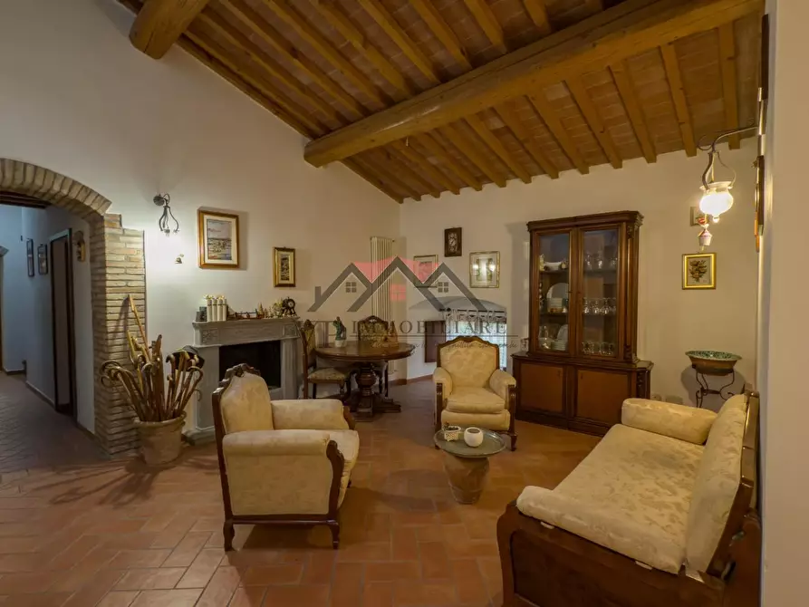 Immagine 6 di Appartamento in vendita  a Pomarance