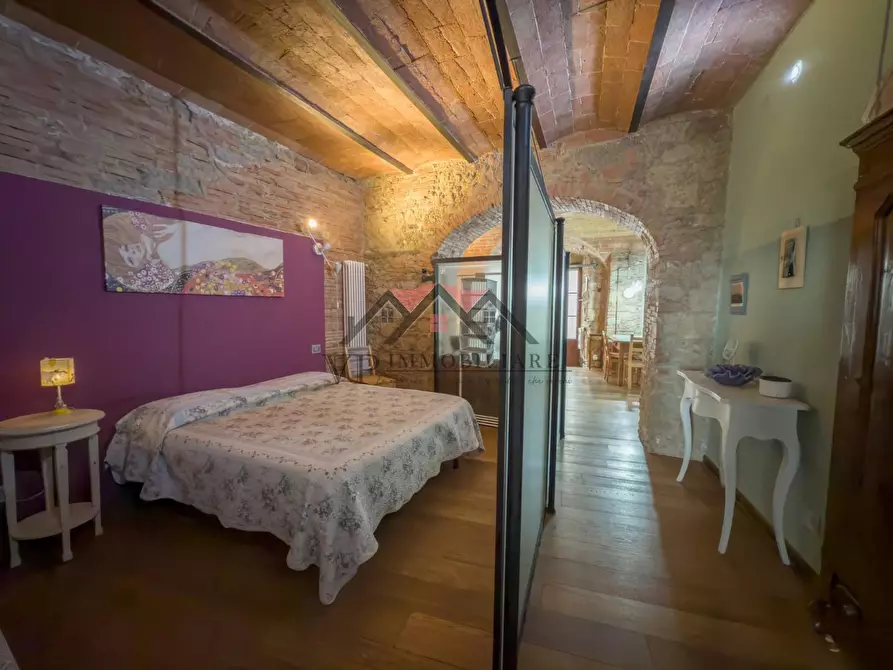 Immagine 17 di Appartamento in vendita  a Pomarance