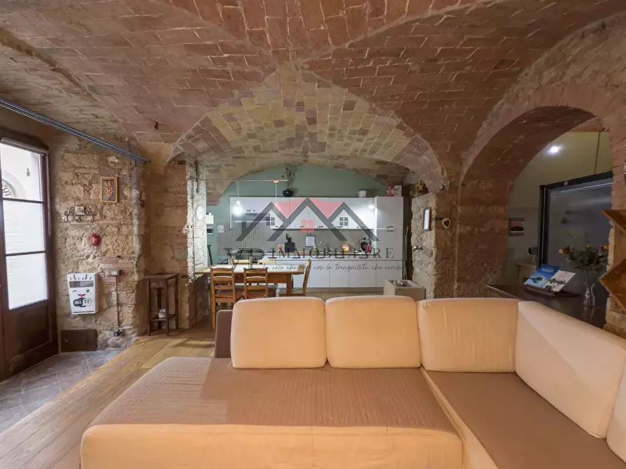 Immagine 7 di Appartamento in vendita  a Pomarance