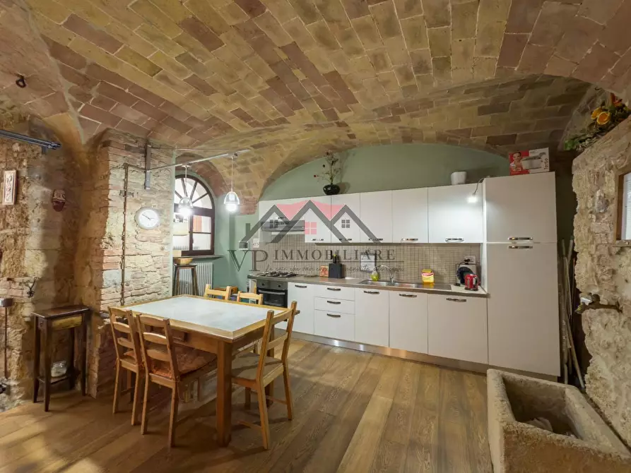 Immagine 1 di Appartamento in vendita  a Pomarance