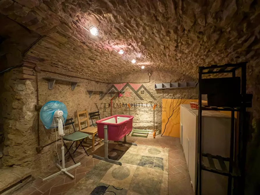 Immagine 21 di Appartamento in vendita  a Pomarance