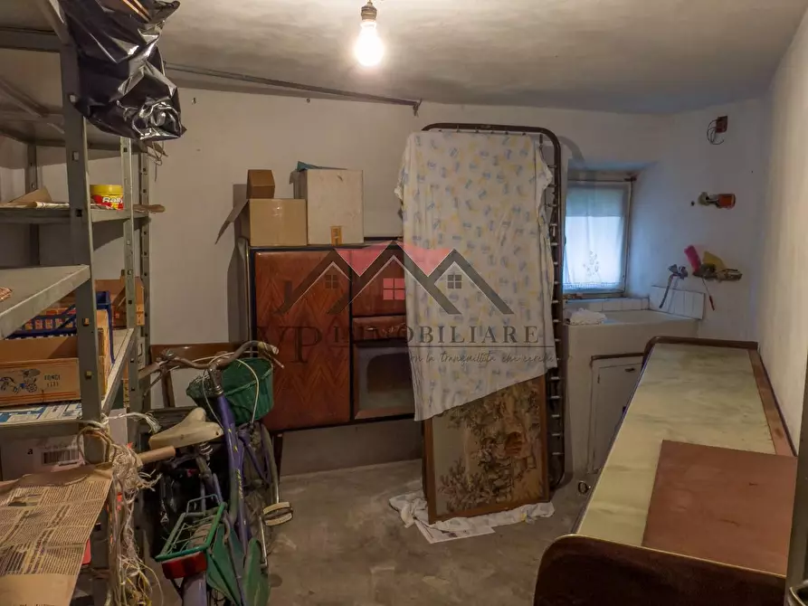 Immagine 17 di Appartamento in vendita  a Volterra