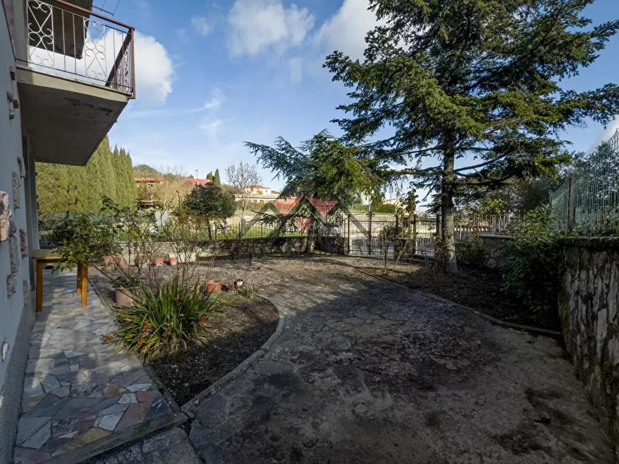 casa indipendente in vendita a Cecina