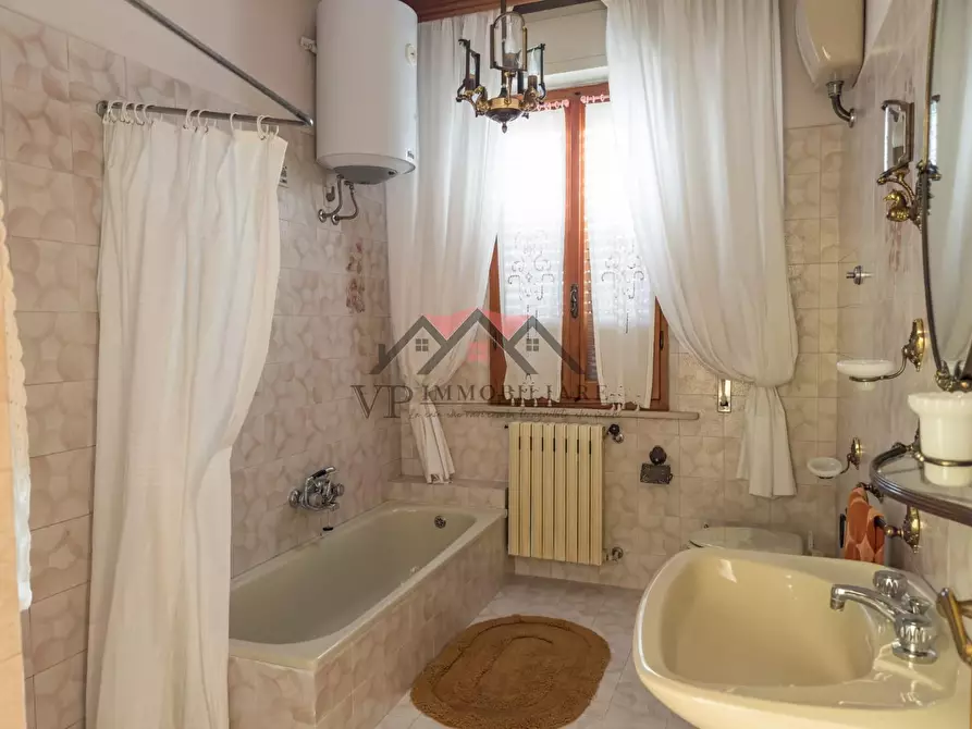 Immagine 30 di Casa bifamiliare in vendita  a Castelnuovo Val Di Cecina