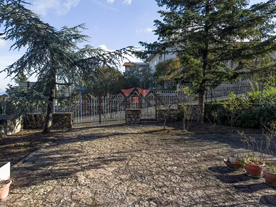 Immagine 8 di Casa bifamiliare in vendita  a Castelnuovo Val Di Cecina