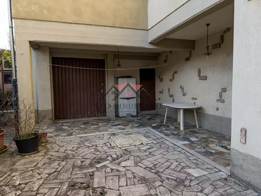 Immagine 6 di Casa bifamiliare in vendita  a Castelnuovo Val Di Cecina