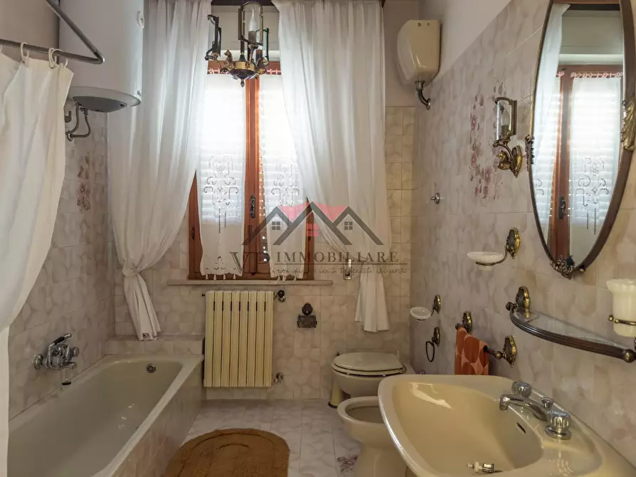 Immagine 31 di Casa bifamiliare in vendita  a Castelnuovo Val Di Cecina