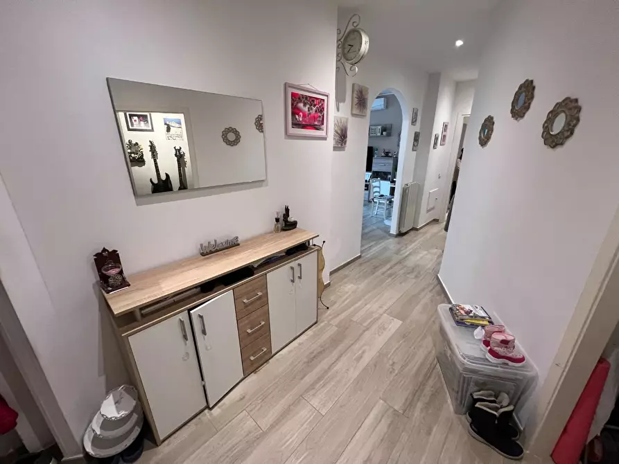 Immagine 6 di Appartamento in vendita  a Cecina