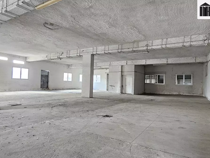 Immagine 13 di Capannone industriale in vendita  a Santa Croce Sull'arno