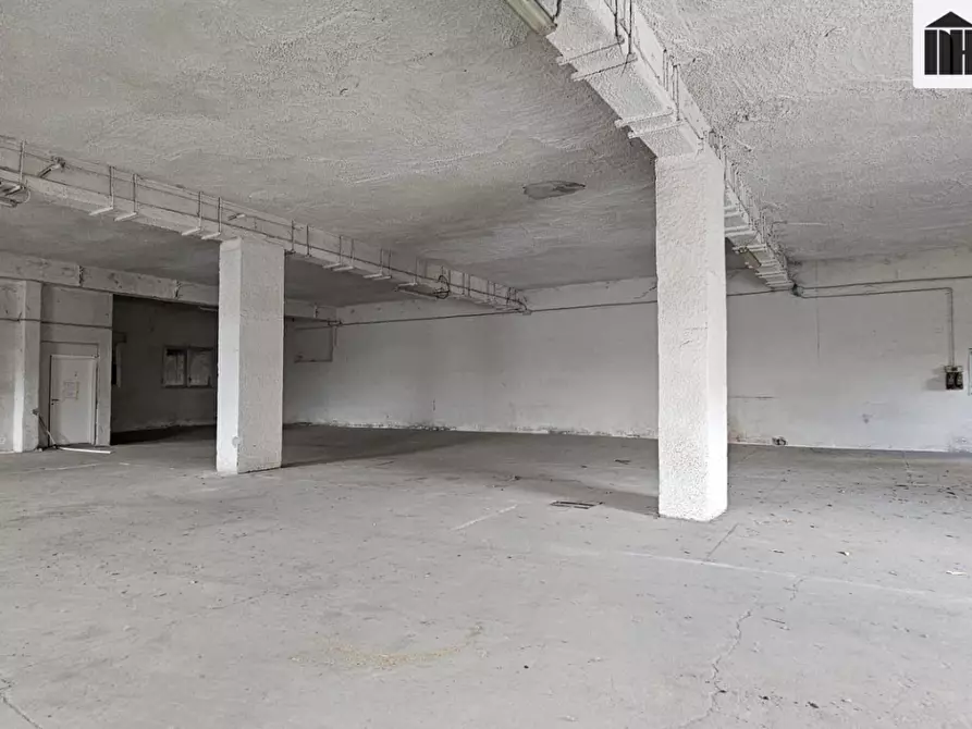 Immagine 6 di Capannone industriale in vendita  a Santa Croce Sull'arno