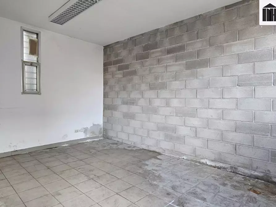 Immagine 14 di Capannone industriale in vendita  a Santa Croce Sull'arno