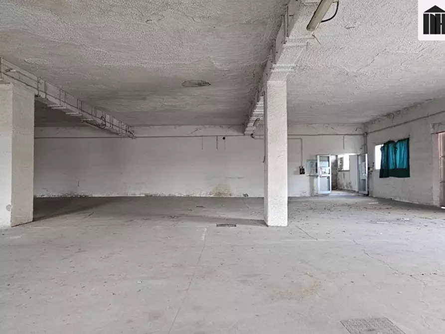 Immagine 7 di Capannone industriale in vendita  a Santa Croce Sull'arno