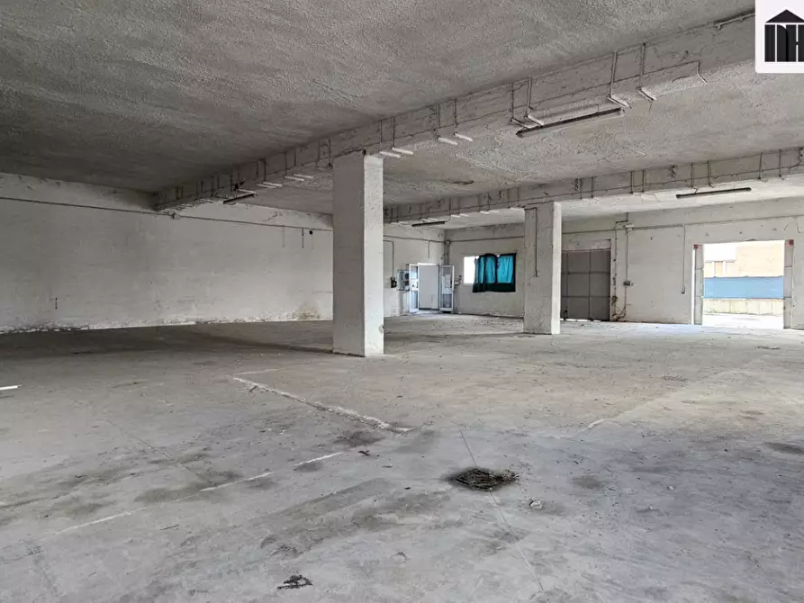 Immagine 8 di Capannone industriale in vendita  a Santa Croce Sull'arno