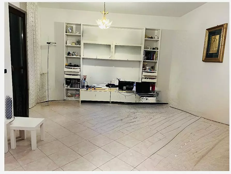 Immagine 8 di Appartamento in vendita  a Viareggio