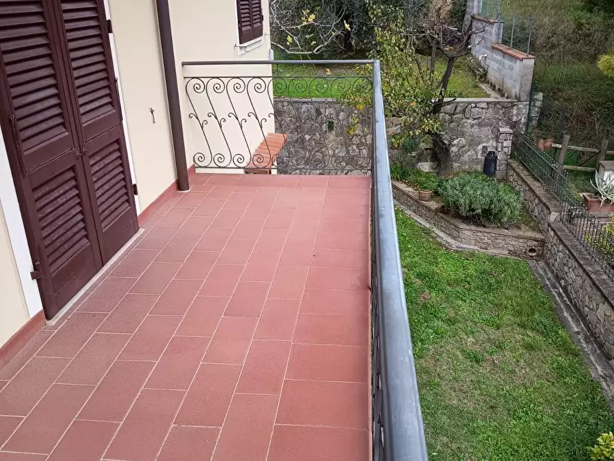 Immagine 11 di Villa in vendita  a Casciana Terme Lari