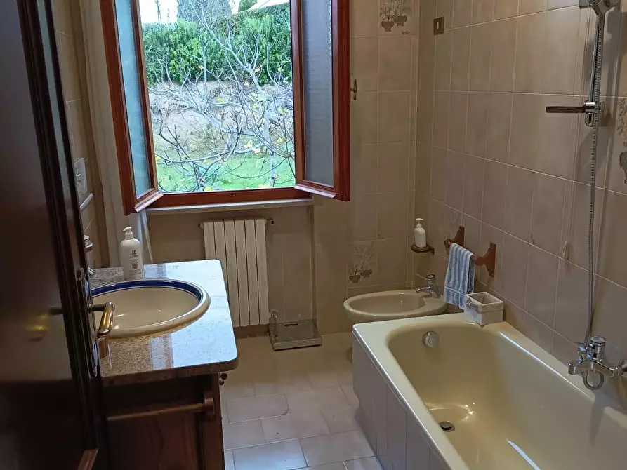 Immagine 27 di Villa in vendita  a Casciana Terme Lari