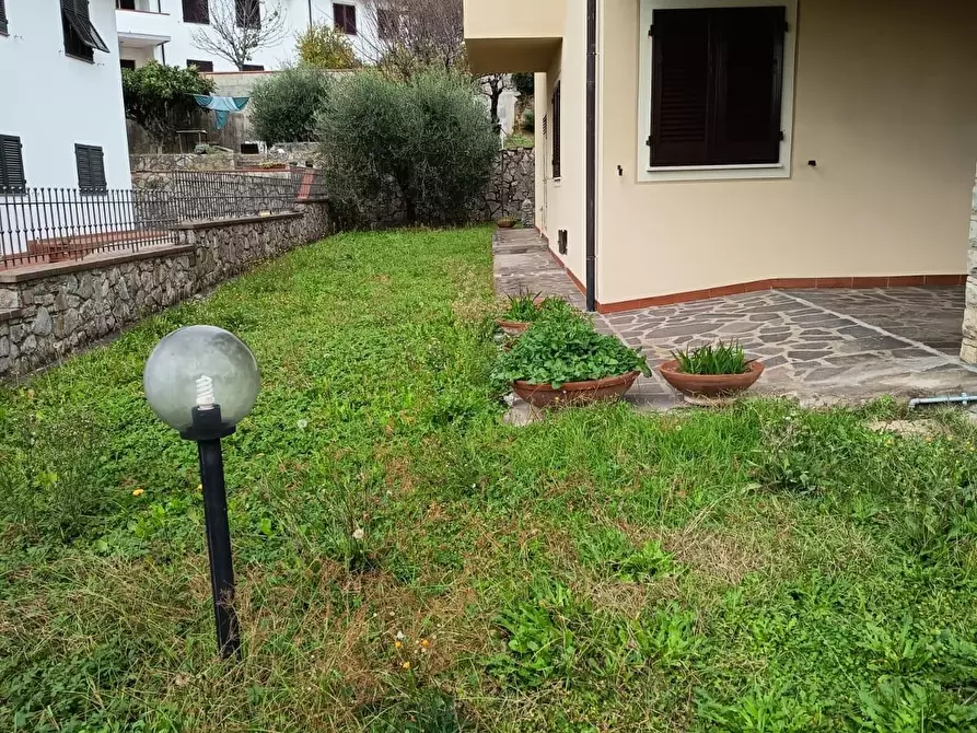 Immagine 6 di Villa in vendita  a Casciana Terme Lari