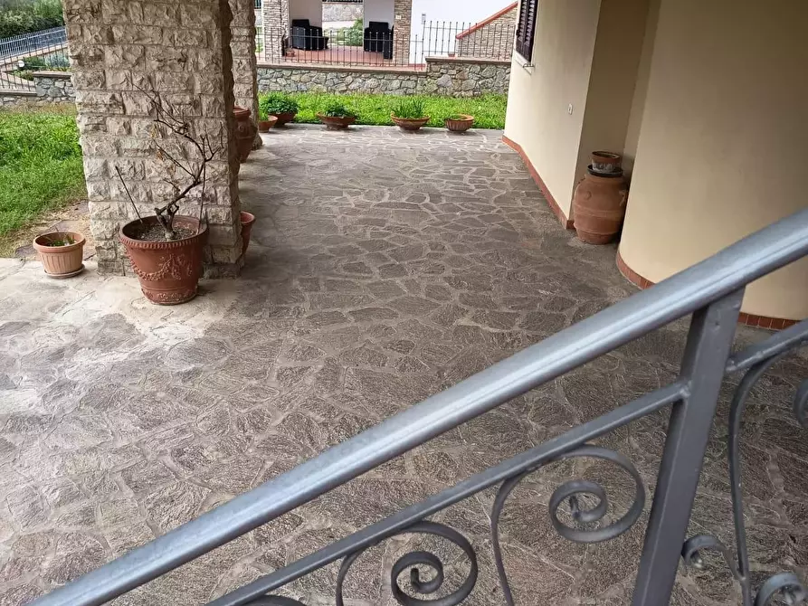 Immagine 8 di Villa in vendita  a Casciana Terme Lari