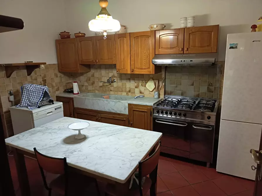 Immagine 41 di Villa in vendita  a Casciana Terme Lari