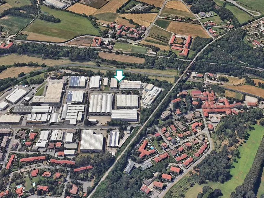 Immagine 3 di Attività artigianale in vendita  a Lesmo