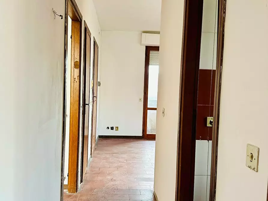 Immagine 12 di Appartamento in vendita  a Pisa