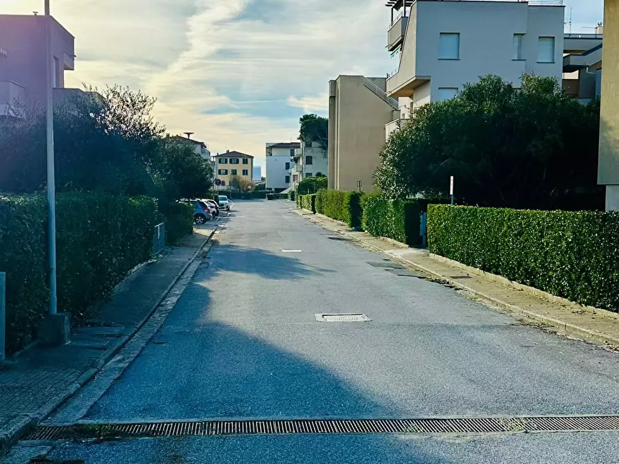 Immagine 11 di Appartamento in vendita  a Pisa