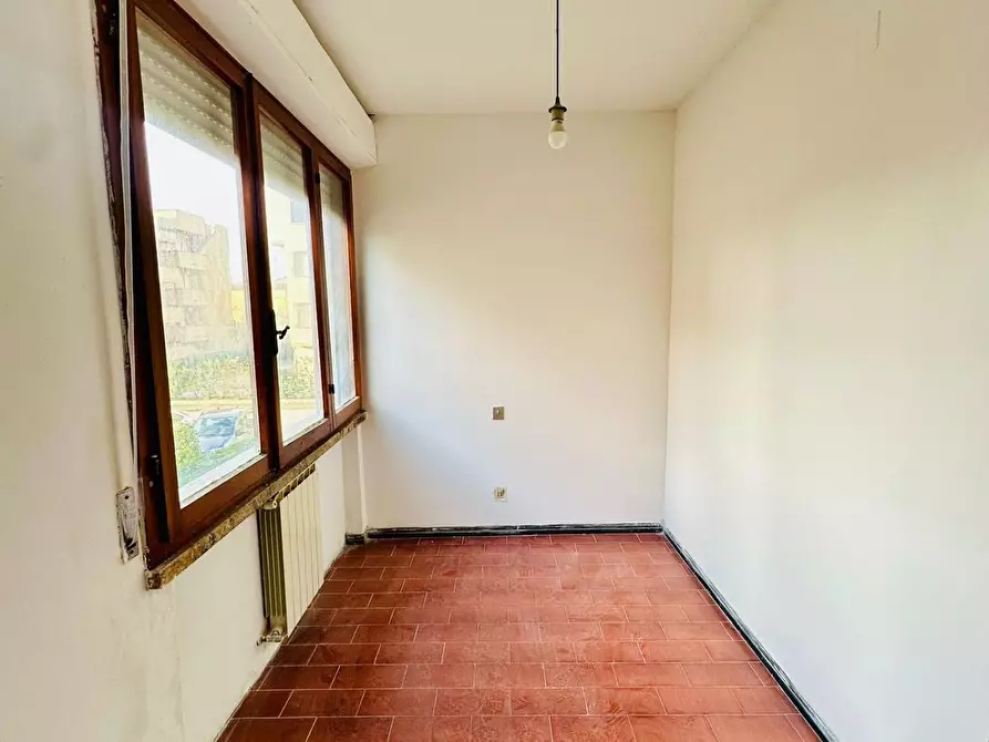 Immagine 15 di Appartamento in vendita  a Pisa