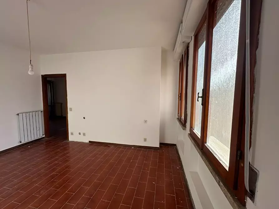 Immagine 6 di Appartamento in vendita  a Pisa