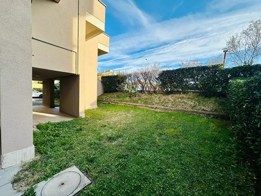 Immagine 37 di Appartamento in vendita  a Pisa