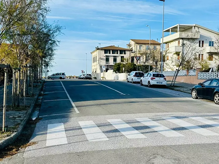 Immagine 10 di Appartamento in vendita  a Pisa