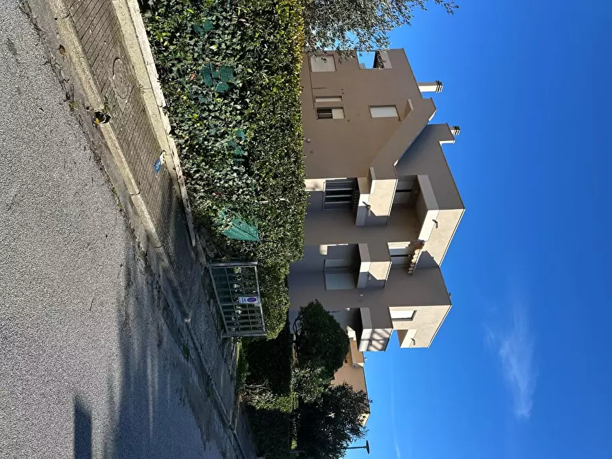 Immagine 3 di Appartamento in vendita  a Pisa