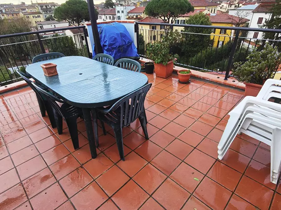 Immagine 12 di Mansarda in vendita  a Pisa