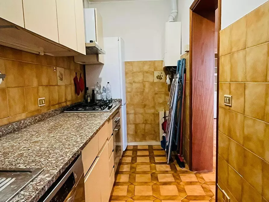 Immagine 8 di Appartamento in vendita  a Cascina