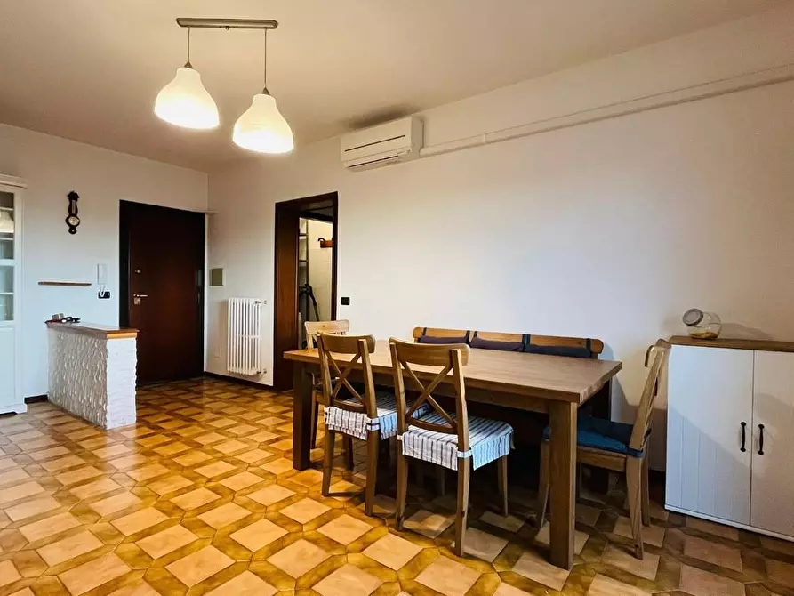 Immagine 5 di Appartamento in vendita  a Cascina