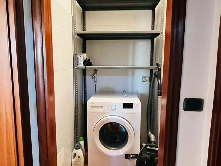 Immagine 11 di Appartamento in vendita  a Cascina