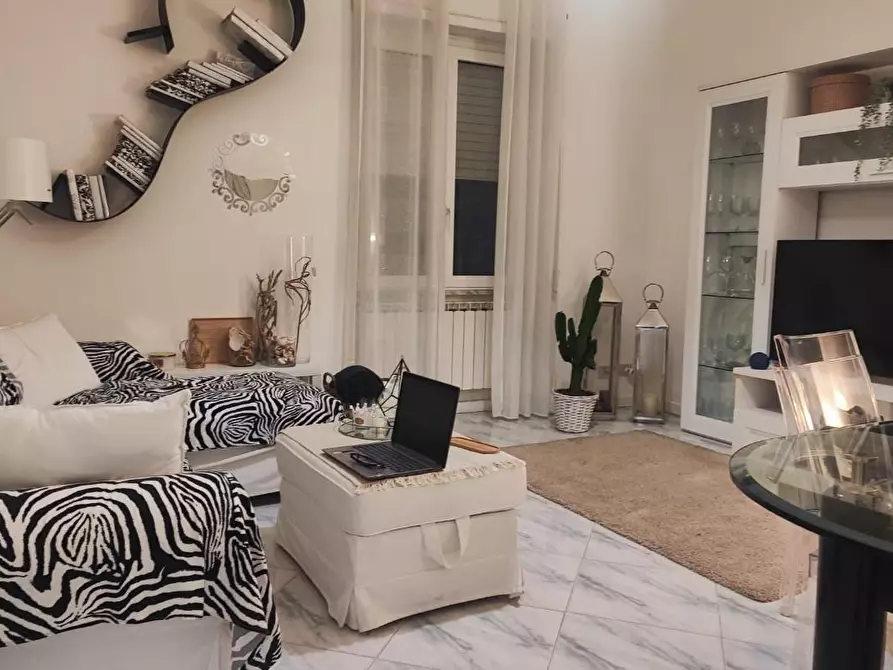 Immagine 3 di Appartamento in vendita  a Carrara