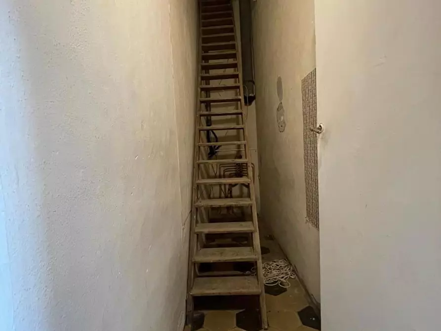 Immagine 12 di Appartamento in vendita  a Colle Di Val D'elsa