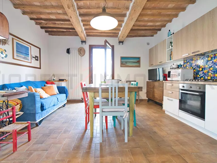 Immagine 2 di Terratetto in vendita  a Piombino