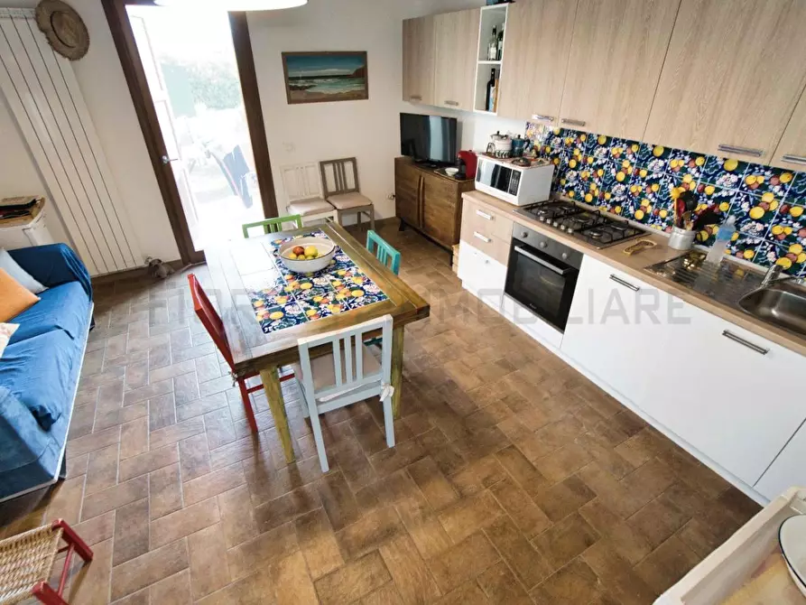 Immagine 5 di Terratetto in vendita  a Piombino