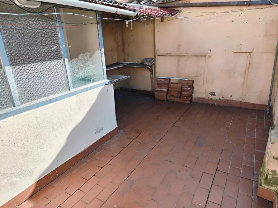 Immagine 3 di Appartamento in vendita  a Livorno