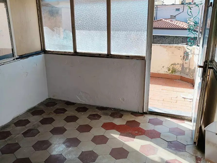 Immagine 8 di Appartamento in vendita  a Livorno