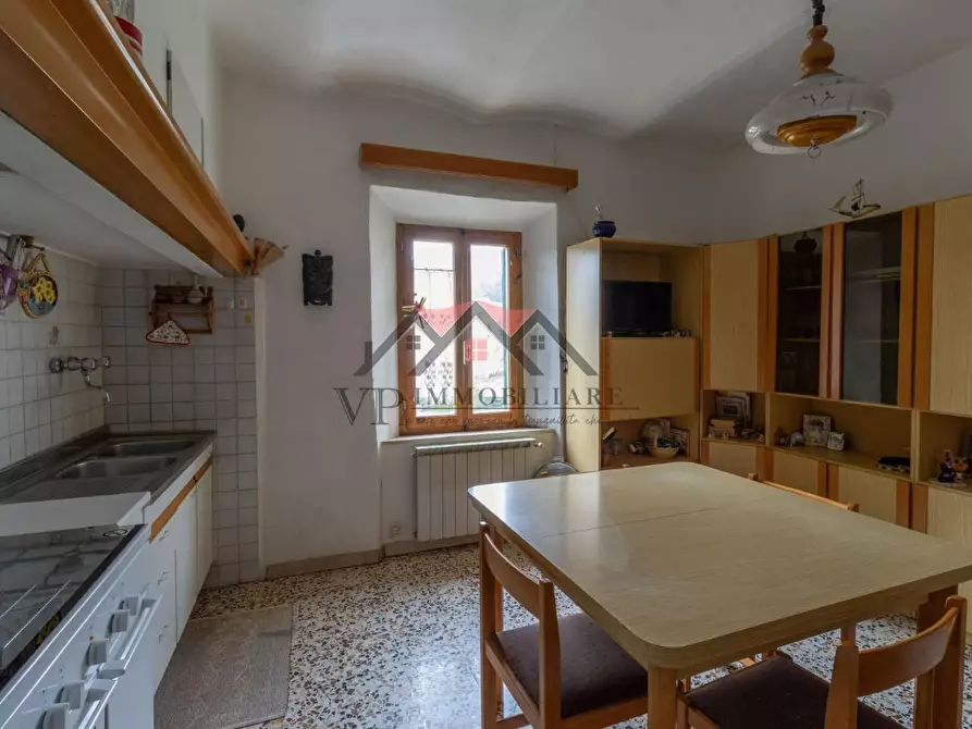 Immagine 2 di Appartamento in vendita  a Pomarance