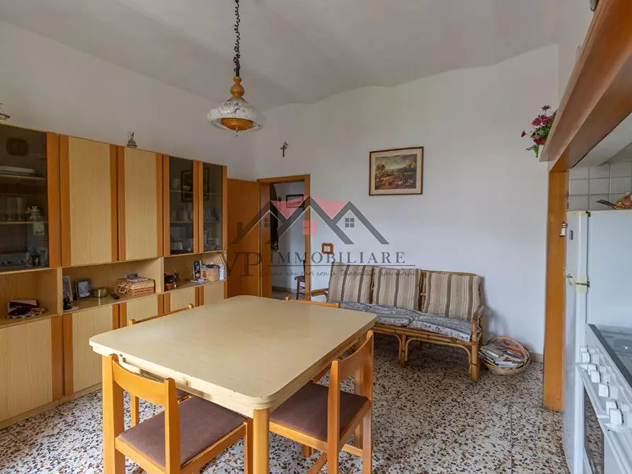 Immagine 4 di Appartamento in vendita  a Pomarance